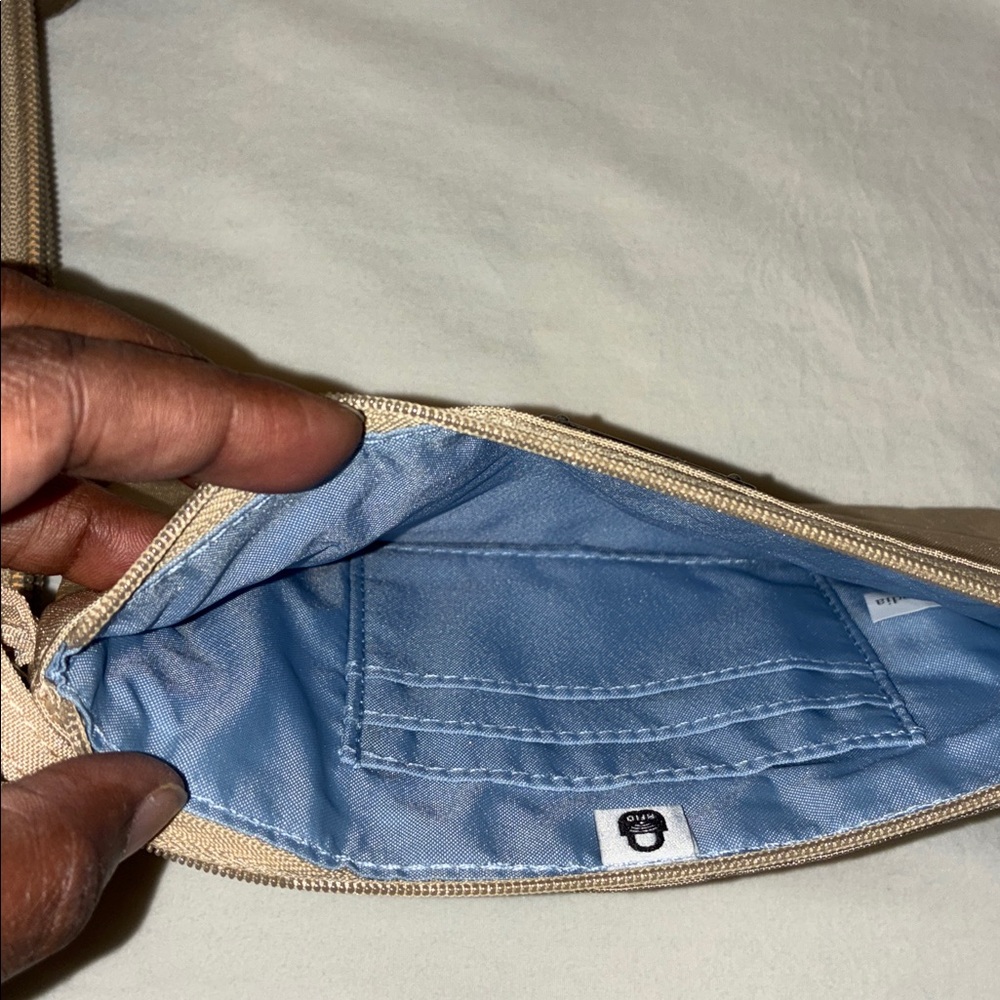 Baggallini Gold Backpack - Picture 5 of 5